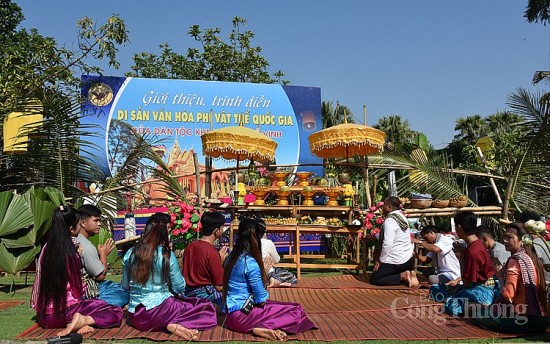 Lan toả văn hoá của đồng bào Khmer qua lễ hội Ok Om Bok