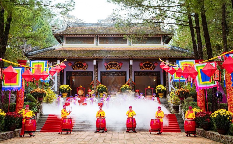 Thừa Thiên Huế: Chính thức khai hội đền Huyền Trân