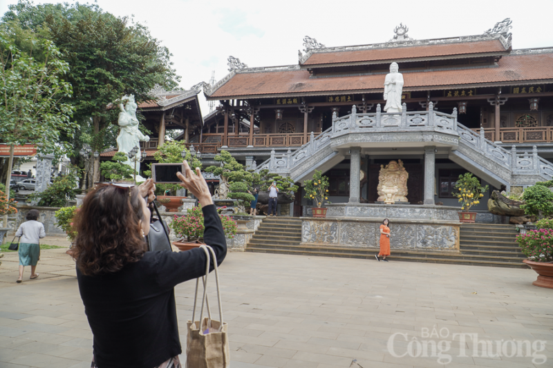 Đến thăm ngôi chùa cuối cùng được phong Sắc tứ ở Việt Nam Đến thăm ngôi chùa cuối cùng được phong Sắc tứ ở Việt Nam