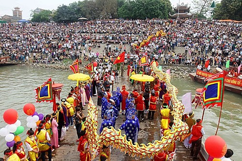 Đặc sắc lễ hội truyền thống Chử Đồng Tử - Tiên Dung