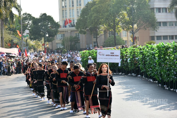 Hàng nghìn du khách tham dự Lễ hội đường phố Buôn Ma Thuột 2023 Hàng nghìn du khách tham dự Lễ hội đường phố Buôn Ma Thuột 2023