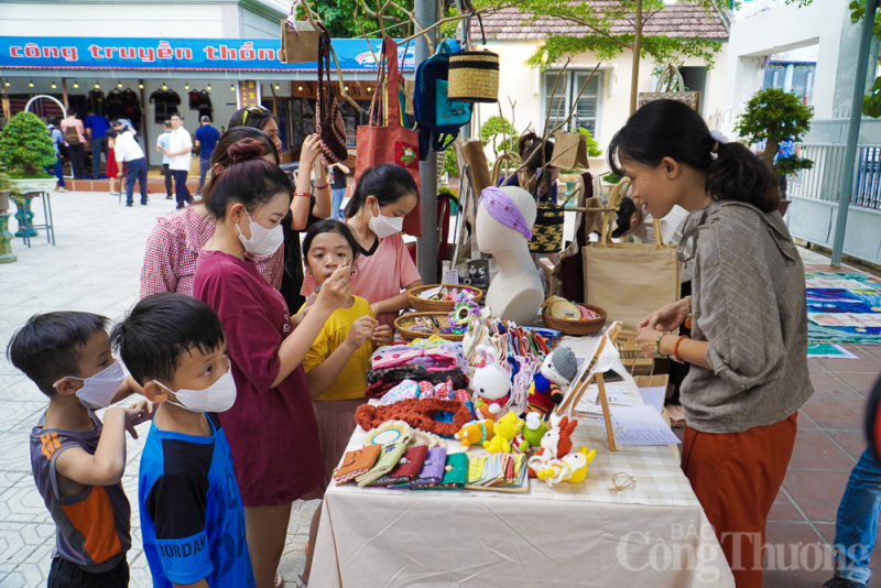 Triển lãm văn hoá các dân tộc thiểu số Nam Trung bộ và Tây Nguyên