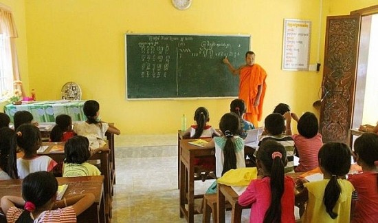 Thêm nguồn lực để bảo tồn tiếng nói, chữ viết của dân tộc Khmer