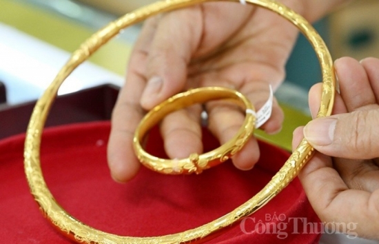 Giá vàng chiều nay 22/9/2023: Giá vàng 9999, SJC, DOJI, 24K, PNJ, BTMC đồng loạt giảm giá