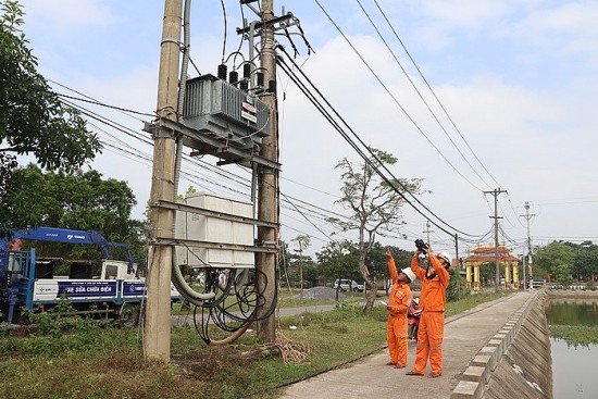 PC Quảng Bình: Tập trung các giải pháp đảm bảo cấp điện mùa khô năm 2024