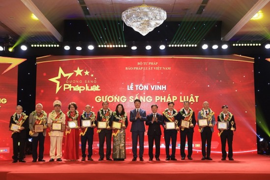 Phát động Chương trình bình chọn, tôn vinh