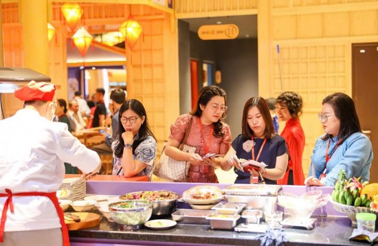 Thành phố Huế: Kết nối du lịch ‘sống’ với làng nghề