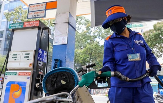 Không để gián đoạn nguồn cung xăng dầu dịp nghỉ lễ 30/4-1/5