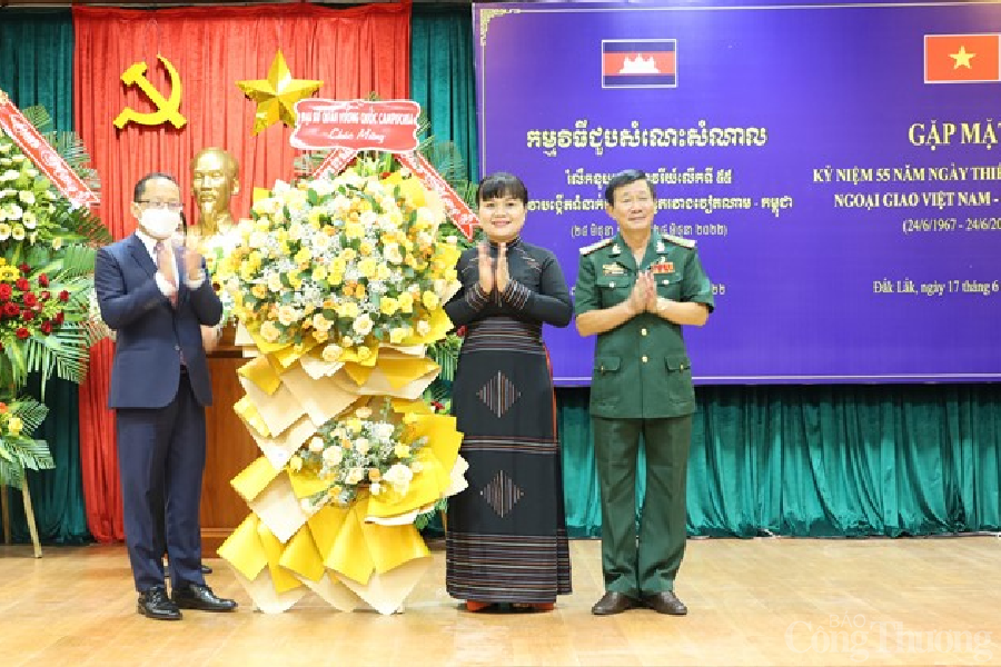 Thắt chặt quan hệ ngoại giao Việt Nam – Campuchia