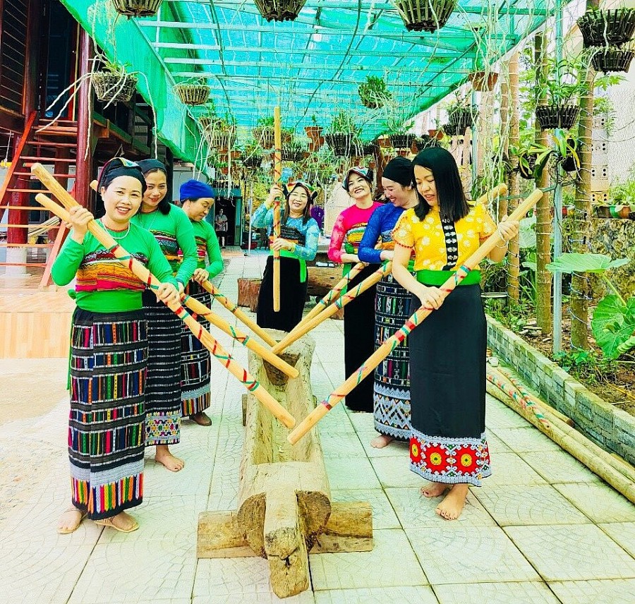 Nét đẹp trong trang phục truyền thống của người dân tộc Thái ở Thanh Hóa