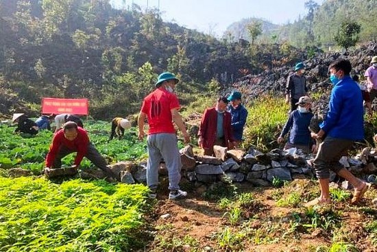 phat trien kinh te vung dong bao dan toc thieu so tu chinh sach den thuc tien